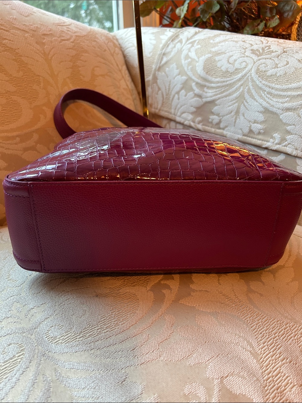Brighton Cherie Collection Shoulder Bag in Guavaberry Y2K Retired Bag in EUC - Picture 10 of 14